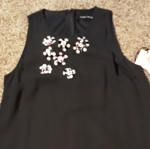 Dress - Picture 4 of 6